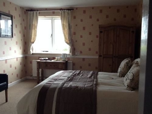 Gilpin Bridge Inn Levens Екстериор снимка